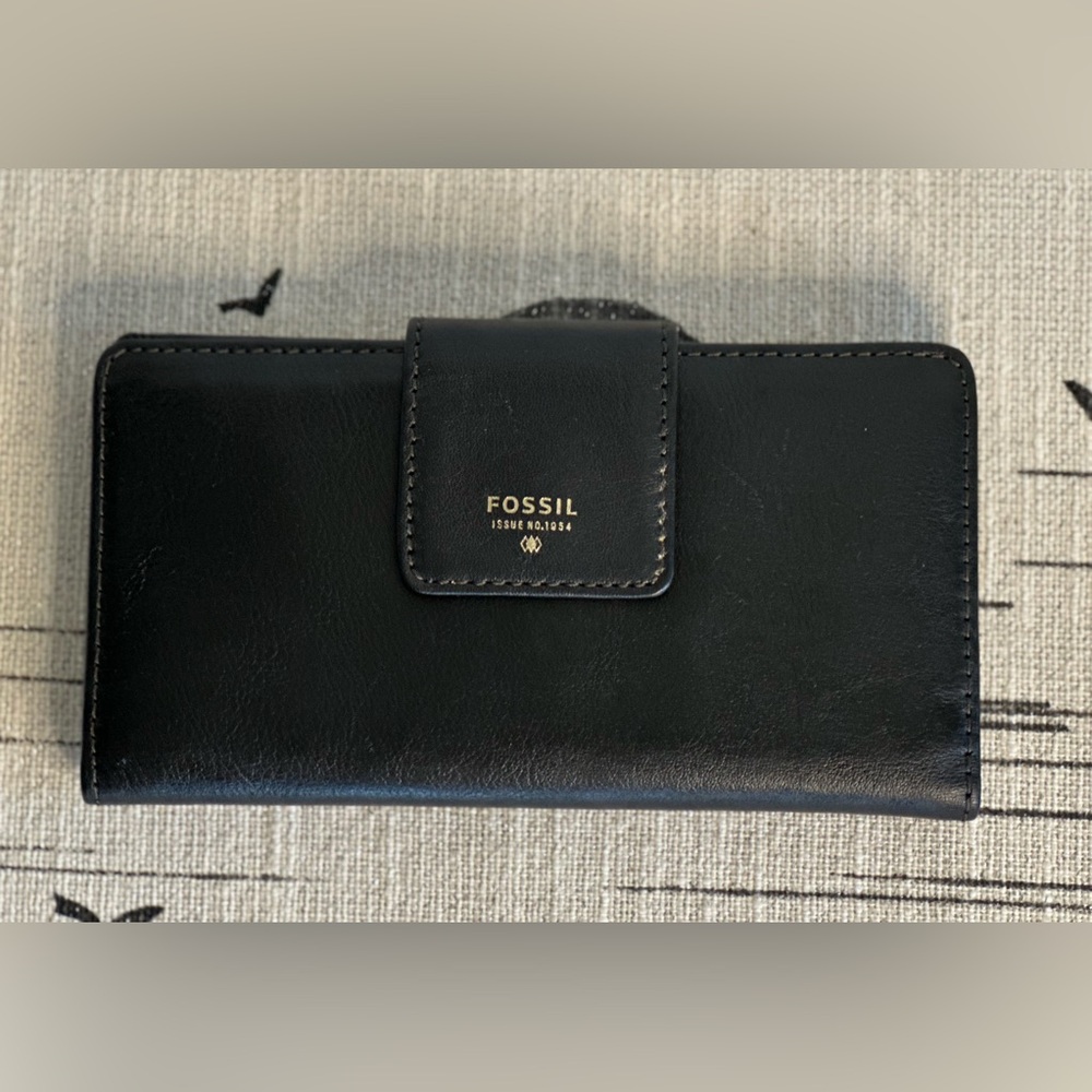 Fossil Black Leather Long Clutch Wallet